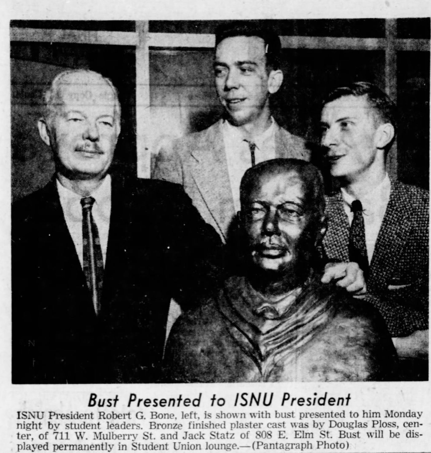 Bust presented to ISNU President